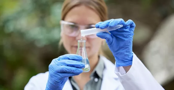 Eaux polluées par les médicaments