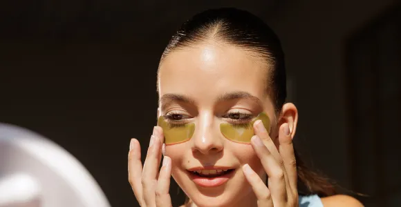 Quel que soit l’âge, plus on multiplie les produits, plus on risque de fragiliser sa barrière cutanée.
