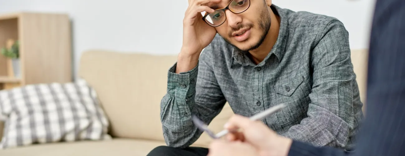 Un homme en consultation psy