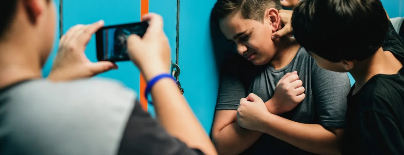 Scène d'harcèlement scolaire