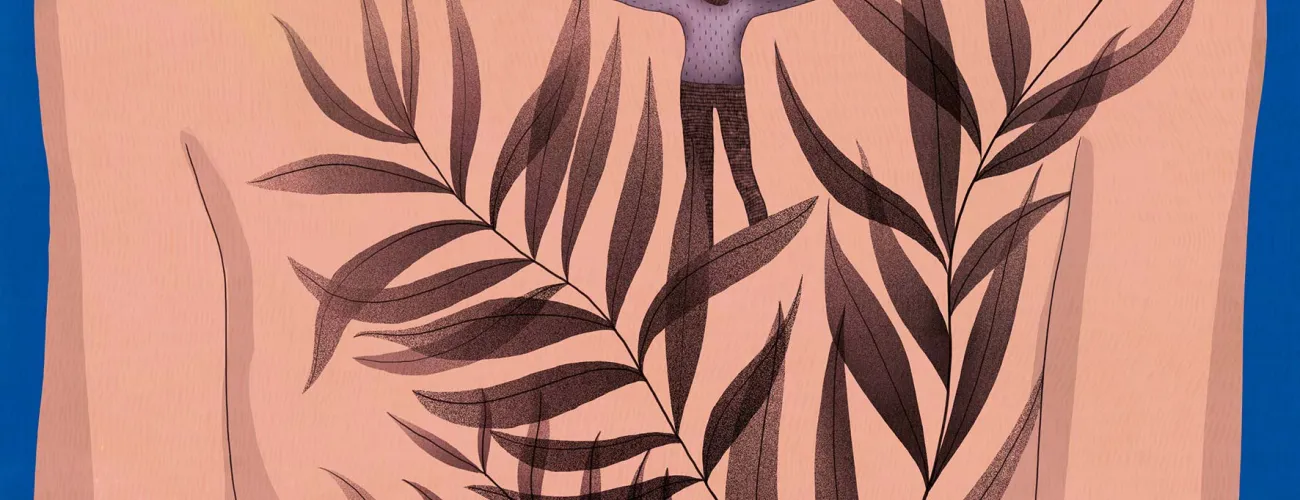 Tatouage sur un torse féminin