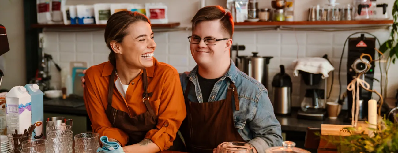 travailleuse en situation de handicap dans un atelier protégé (économie sociale)