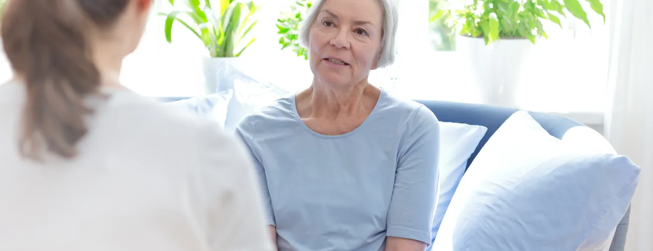 une femme en consultation avec sa psy 