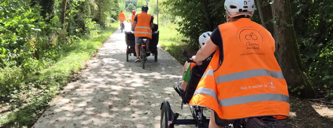 Avec l’asbl Cheveux au vent, les personnes à mobilité réduite retrouvent les sensations du vélo grâce à des modèles adaptés.
